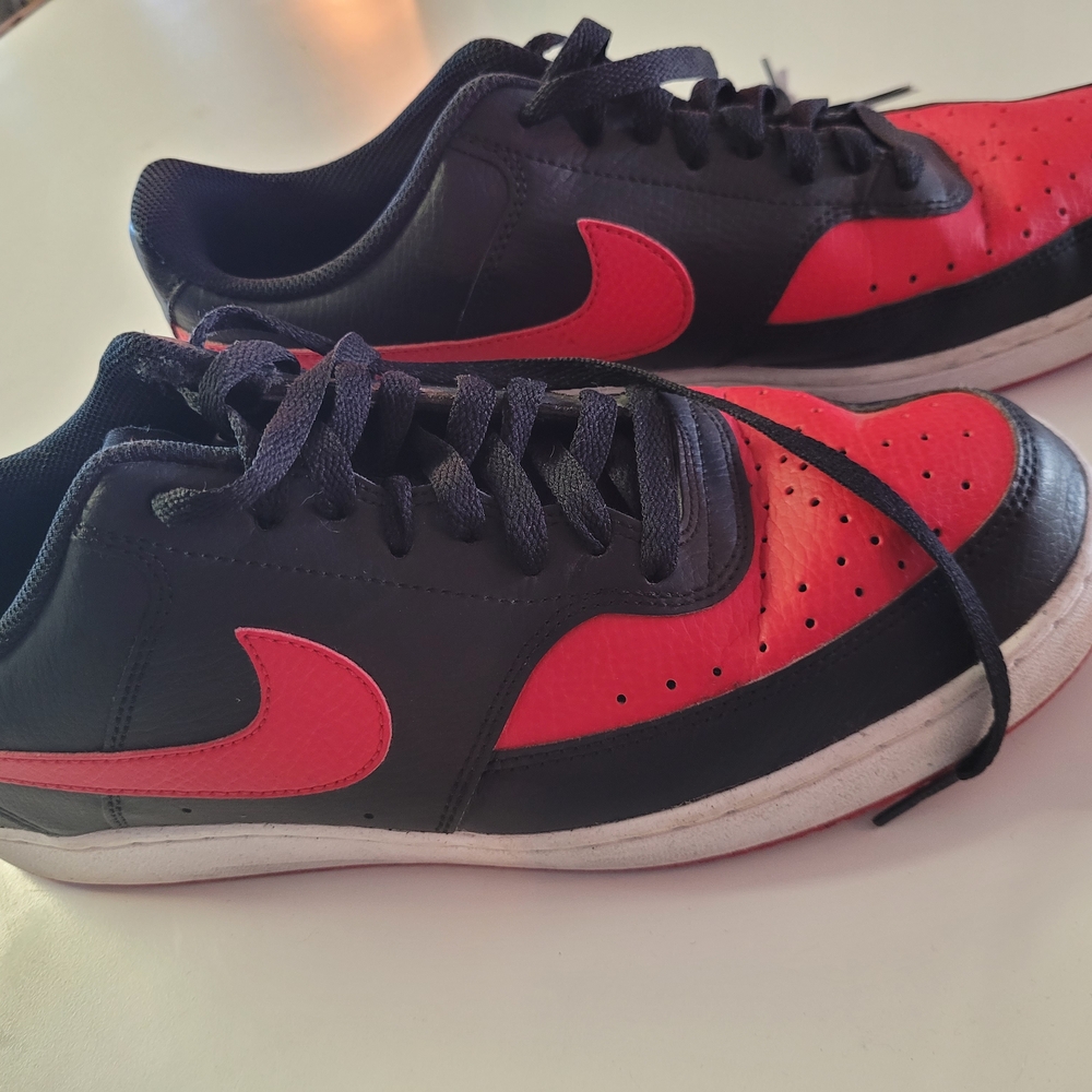 Nike Black and Red Sneakers